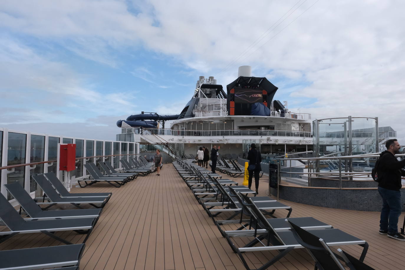 Así es el nuevo MSC Seascape que visita Cádiz antes de su estreno en Nueva York