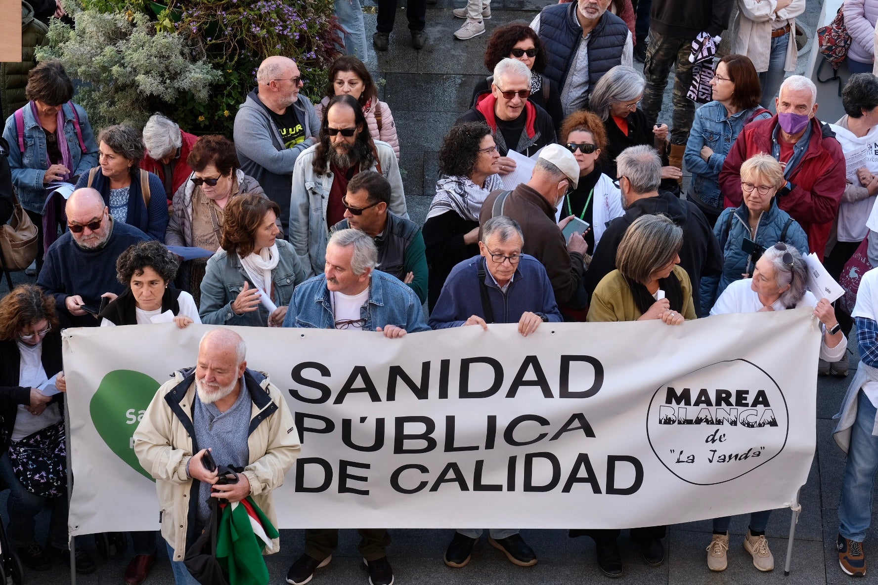 En imágenes: Manifestación en Cádiz «contra la privatización de la sanidad»