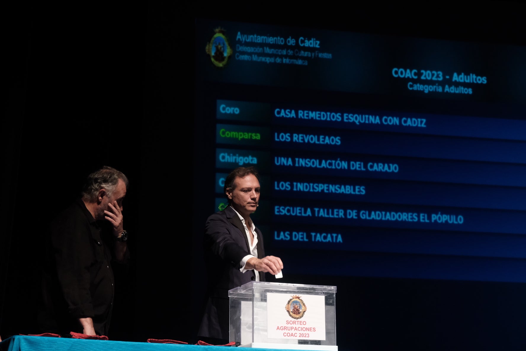 En imágenes: El sorteo del orden de actuación del COAC 2023