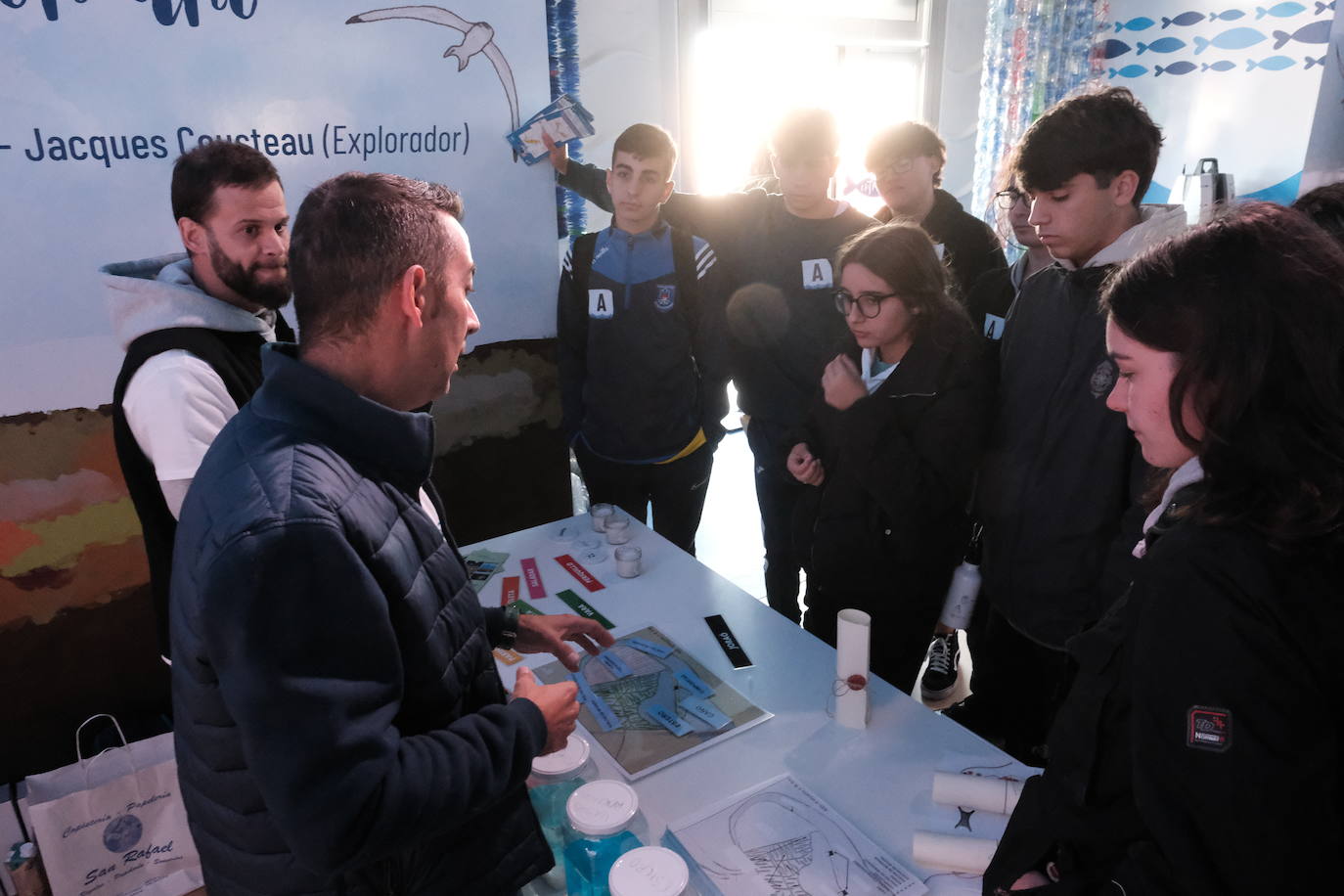 Fotos: Así ha sido el primer día del II Encuentro Internacional de Conocimiento y Economía Azu