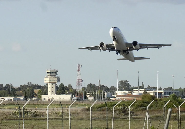 Cádiz y Tenerife afianzan su apuesta por la ruta directa con el aeropuerto de Jerez