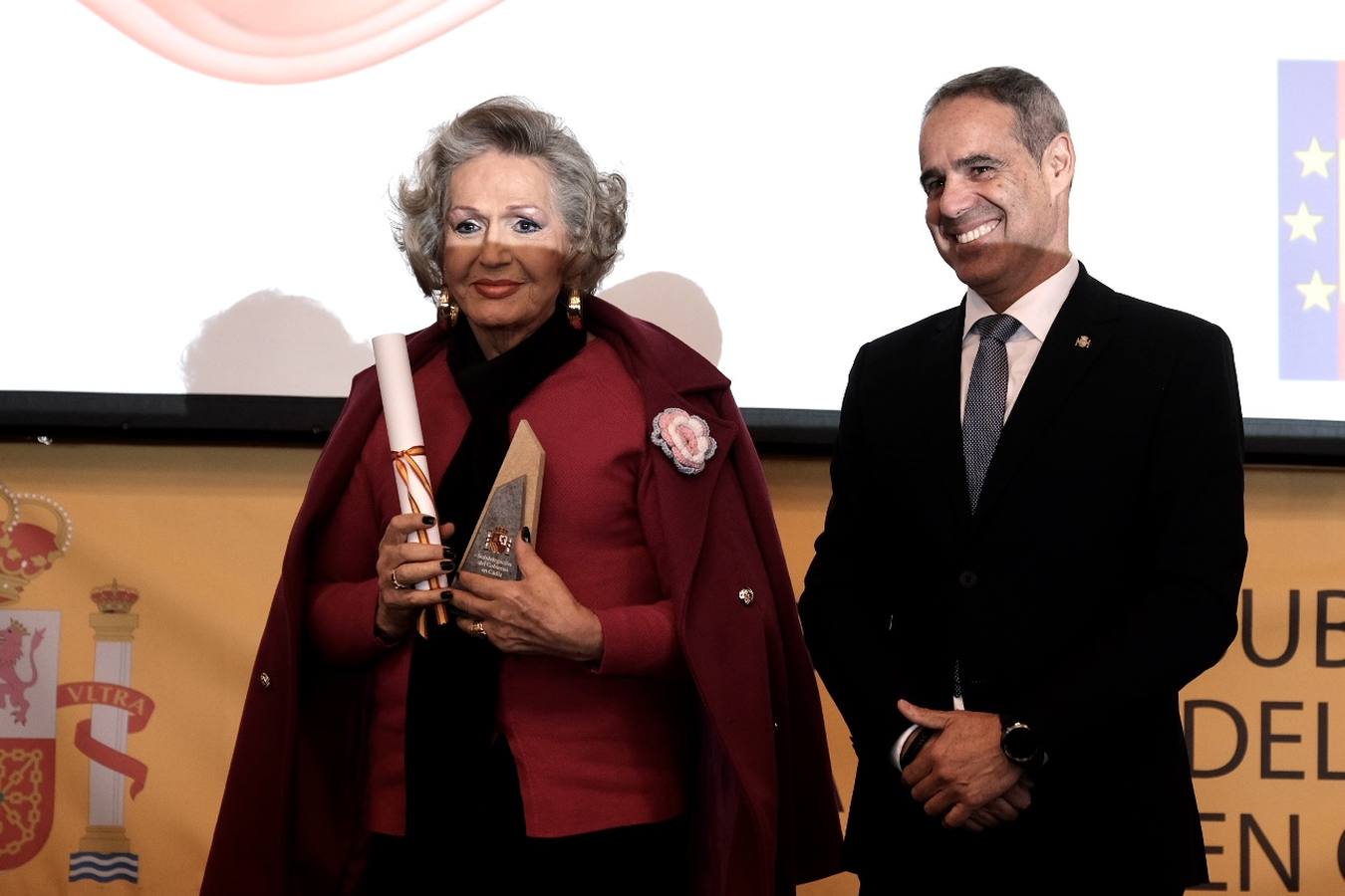 Fotos: Homenaje a destacados gaditanos en el 44 aniversario de la Constitución