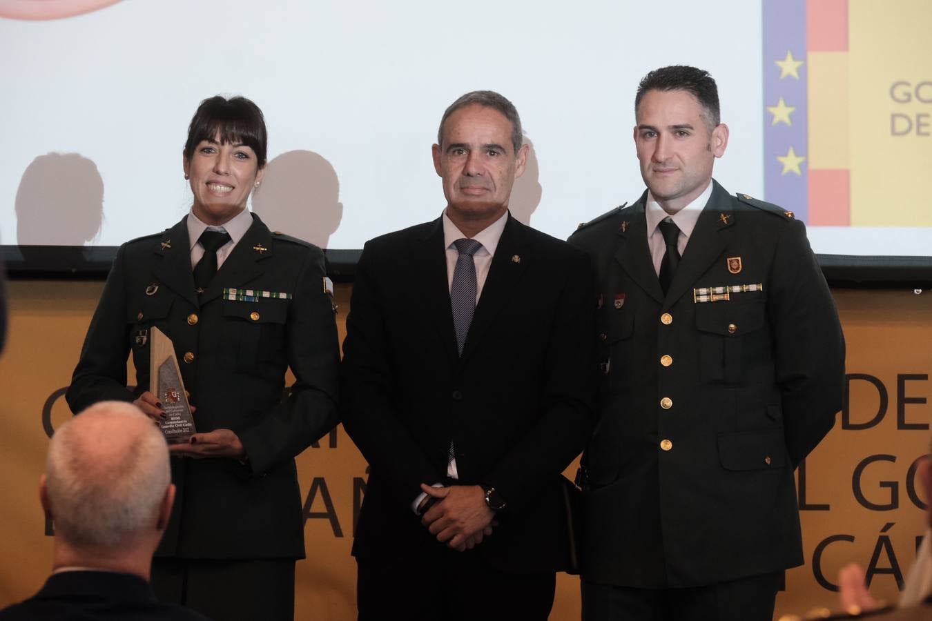 Fotos: Homenaje a destacados gaditanos en el 44 aniversario de la Constitución