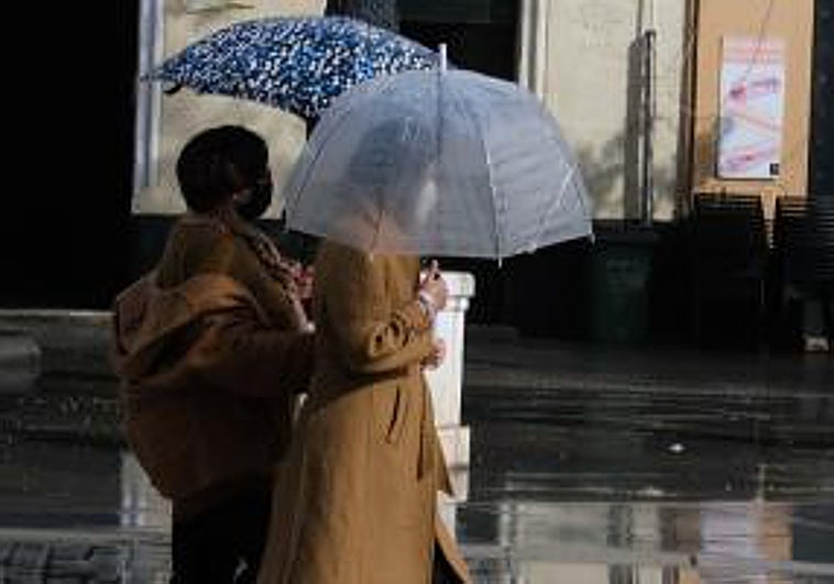 Cádiz, en alerta amarilla por lluvia y viento