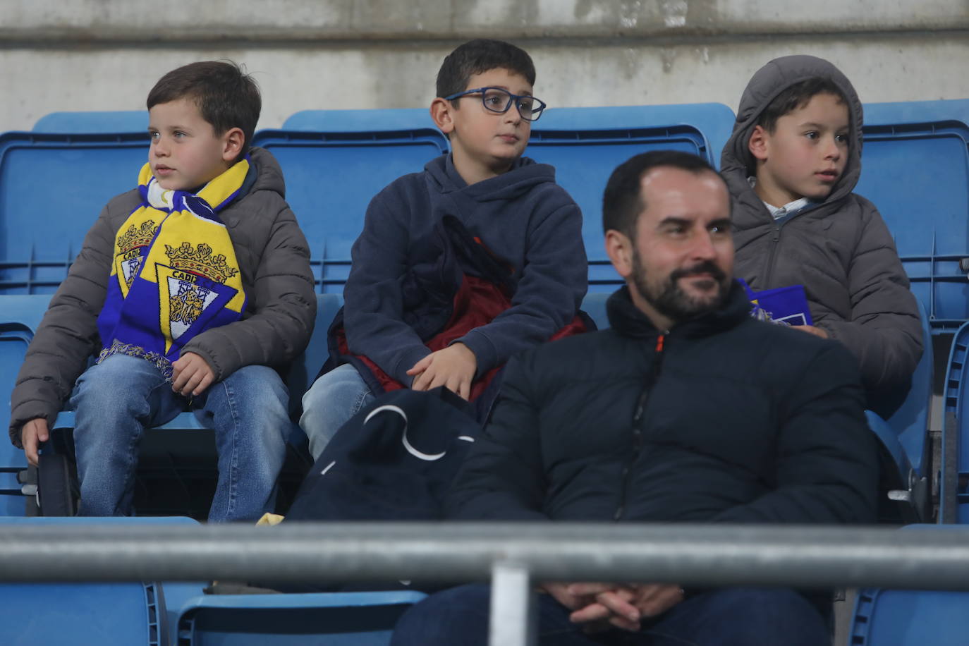 Fotos: Búscate en el partido Cádiz - Manchester United