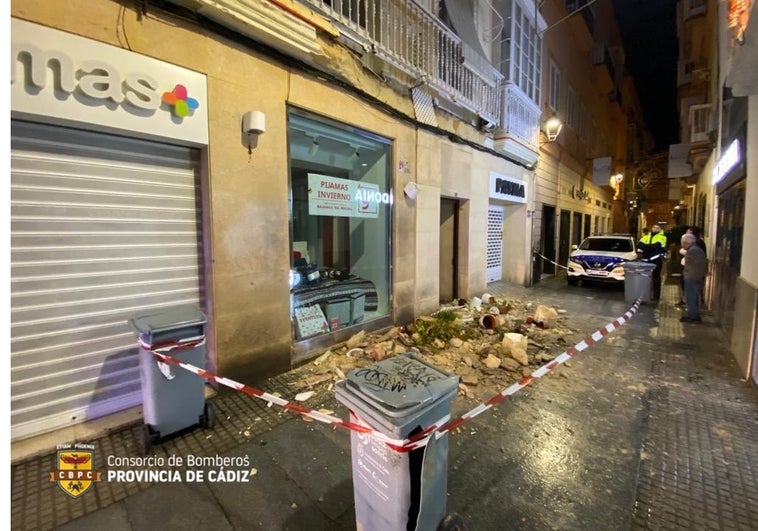 El temporal de lluvia y viento provoca graves incidencias en Cádiz