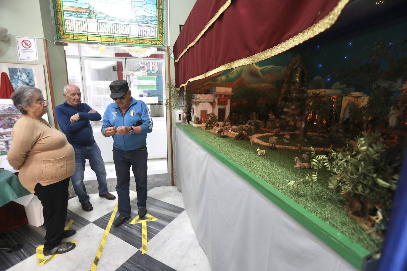 Fotos: Ya se pueden visitar los Belenes en Cádiz