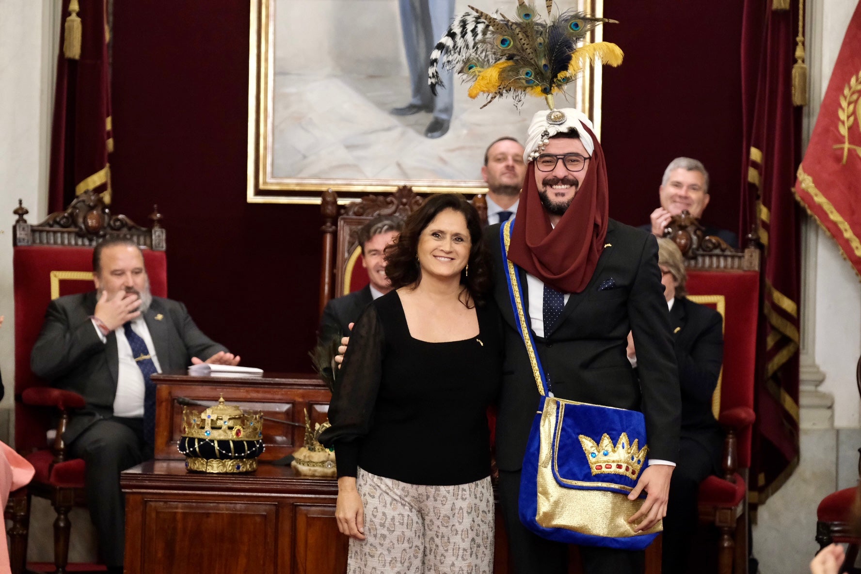 Fotos: el traspaso de coronas de los Reyes Magos de Cádiz