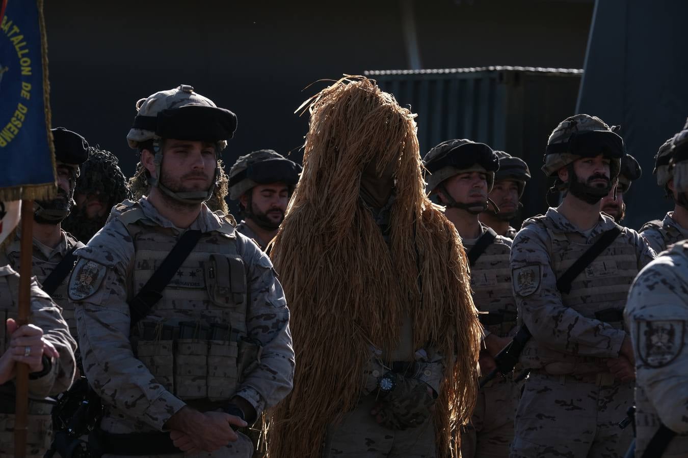 Fotos: las imágenes de la visita del rey Felipe VI al TEAR de San Fernando