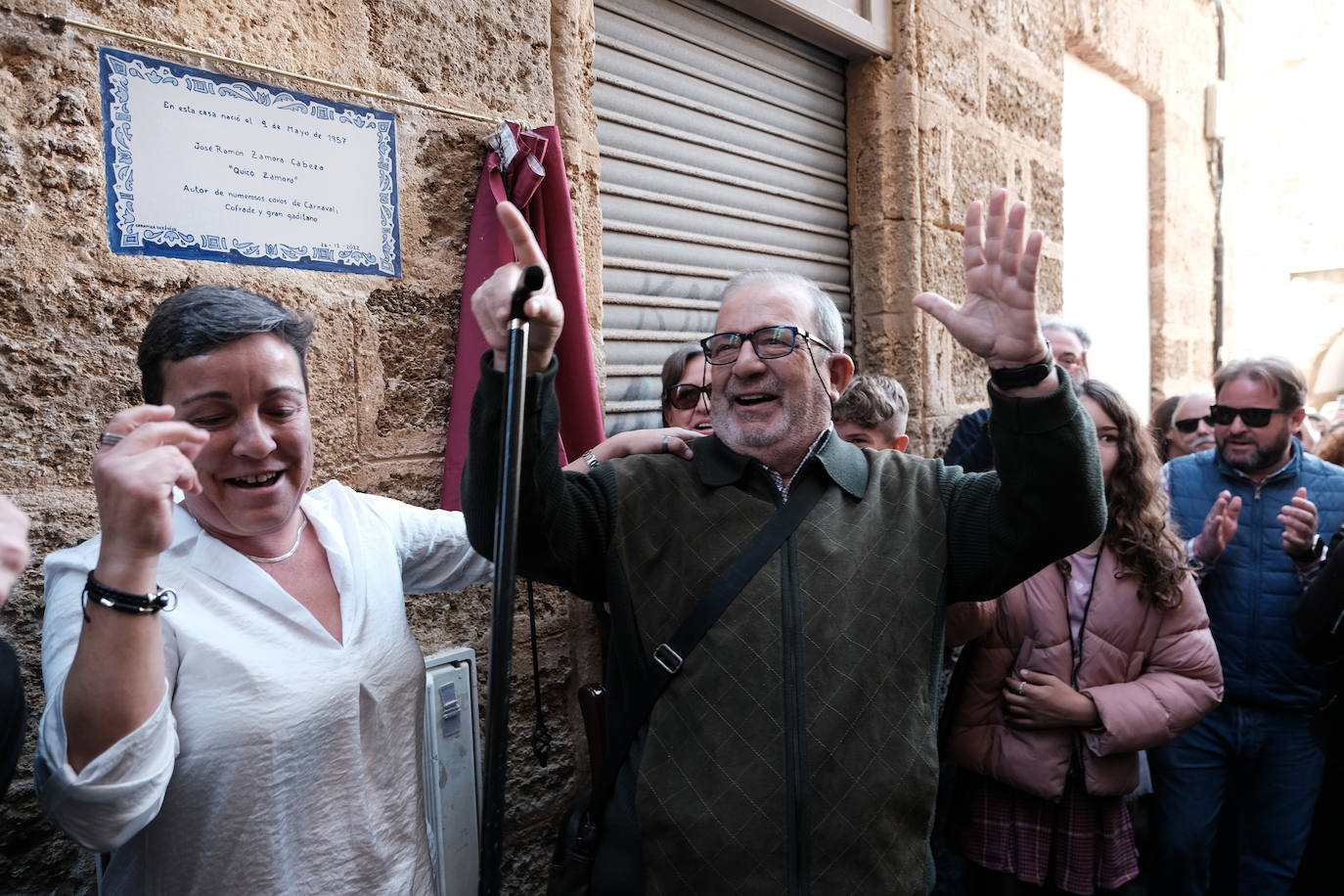 Fotos: Así ha sido el acto de colocación de la placa conmemorativa de Quico Zamora