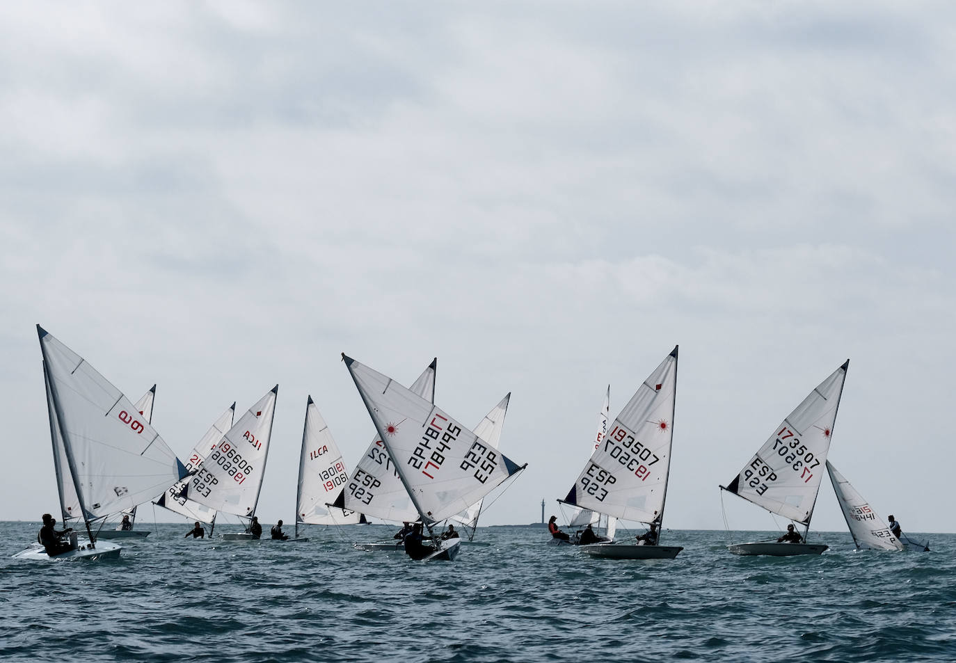 Fotos: La XIX Regata de Año Nuevo ya encara su fin