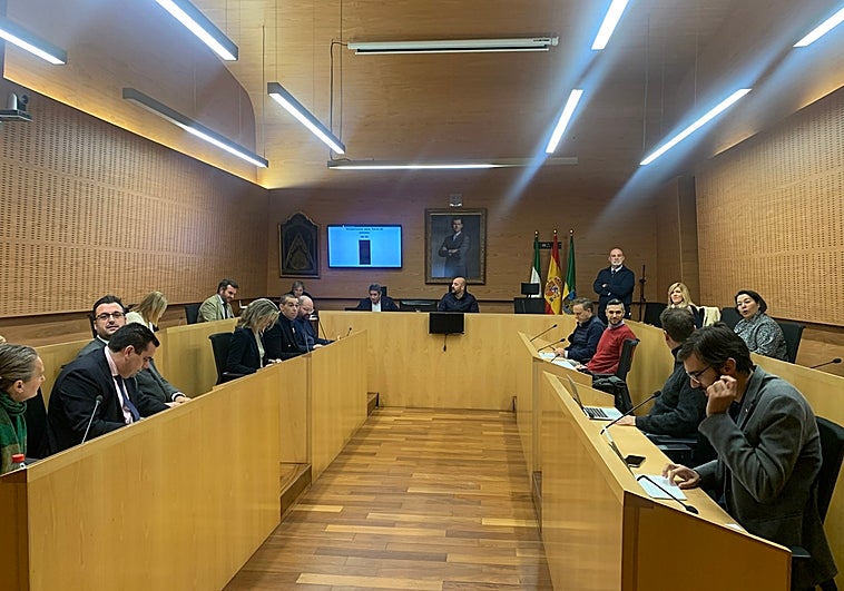 Muchas críticas y ninguna propuesta en el pleno sobre el estado de la ciudad en El Puerto