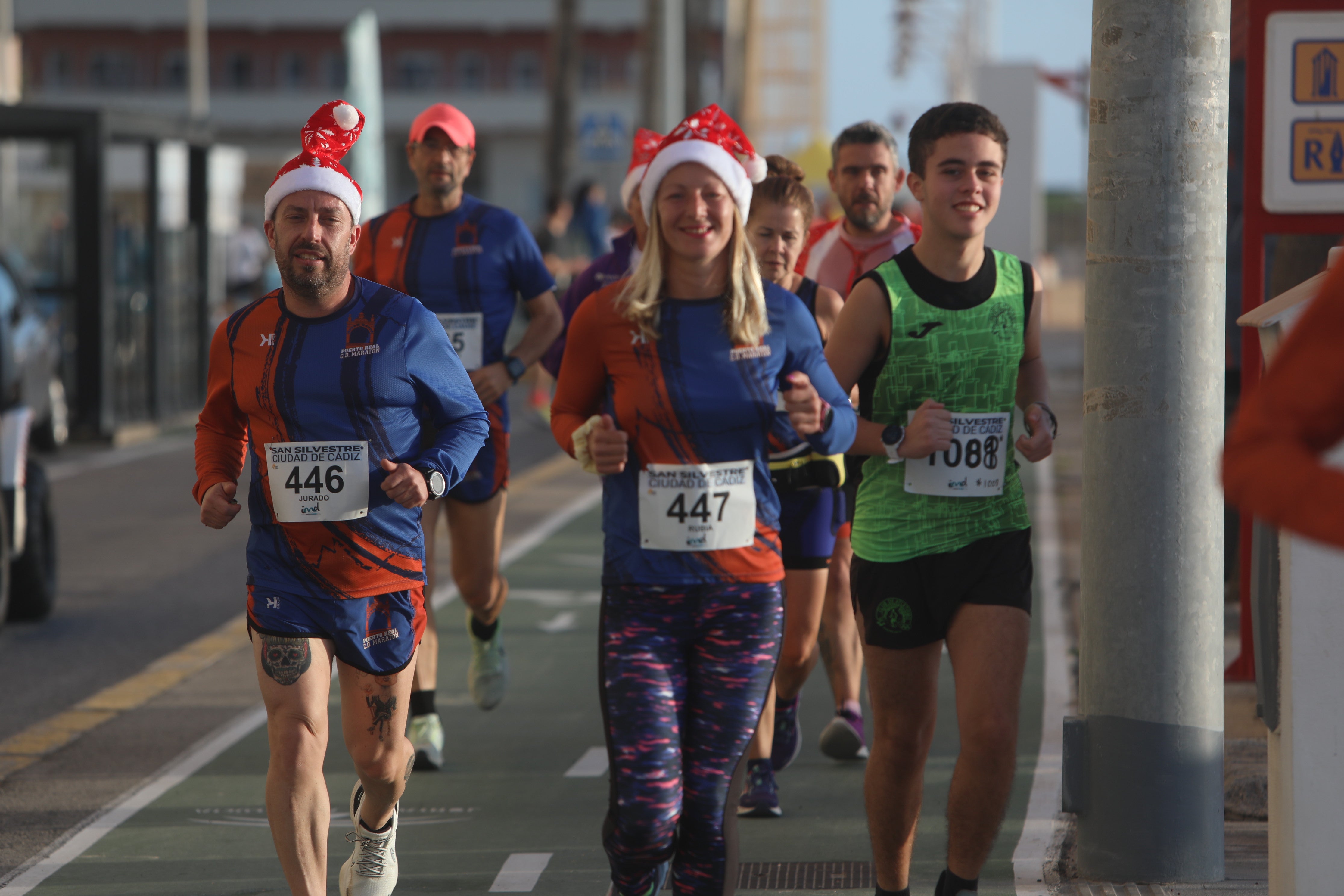 Fotos: Así ha sido la San Silvestre en Cádiz
