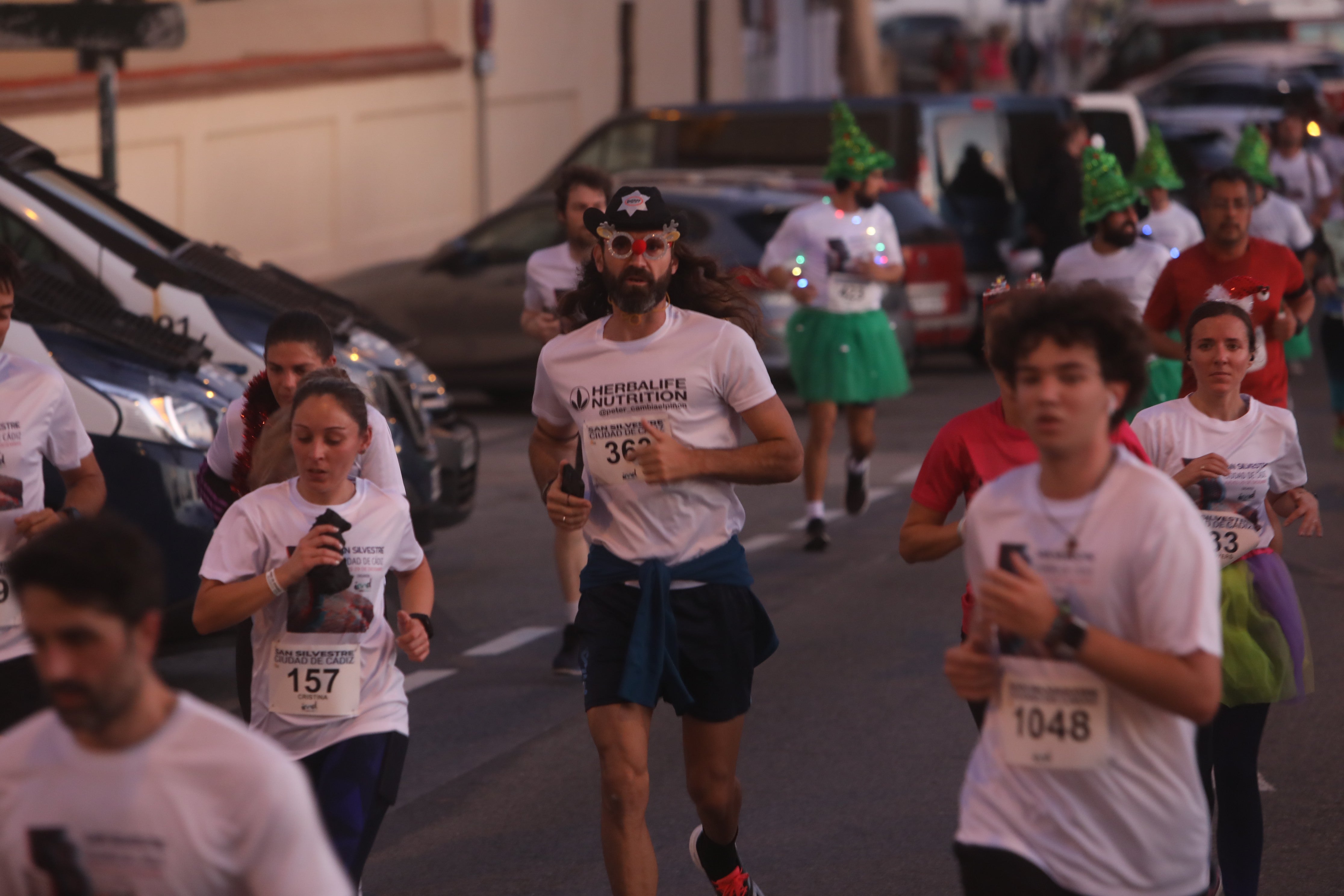 Fotos: Así ha sido la San Silvestre en Cádiz