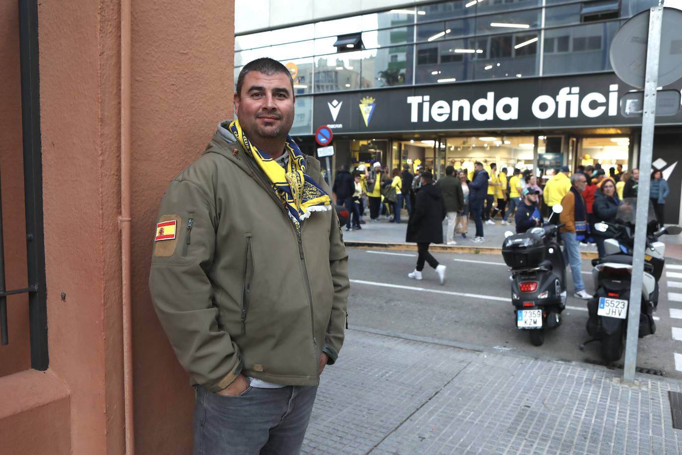 Fotos: Búscate en la previa del partido Cádiz - Almería