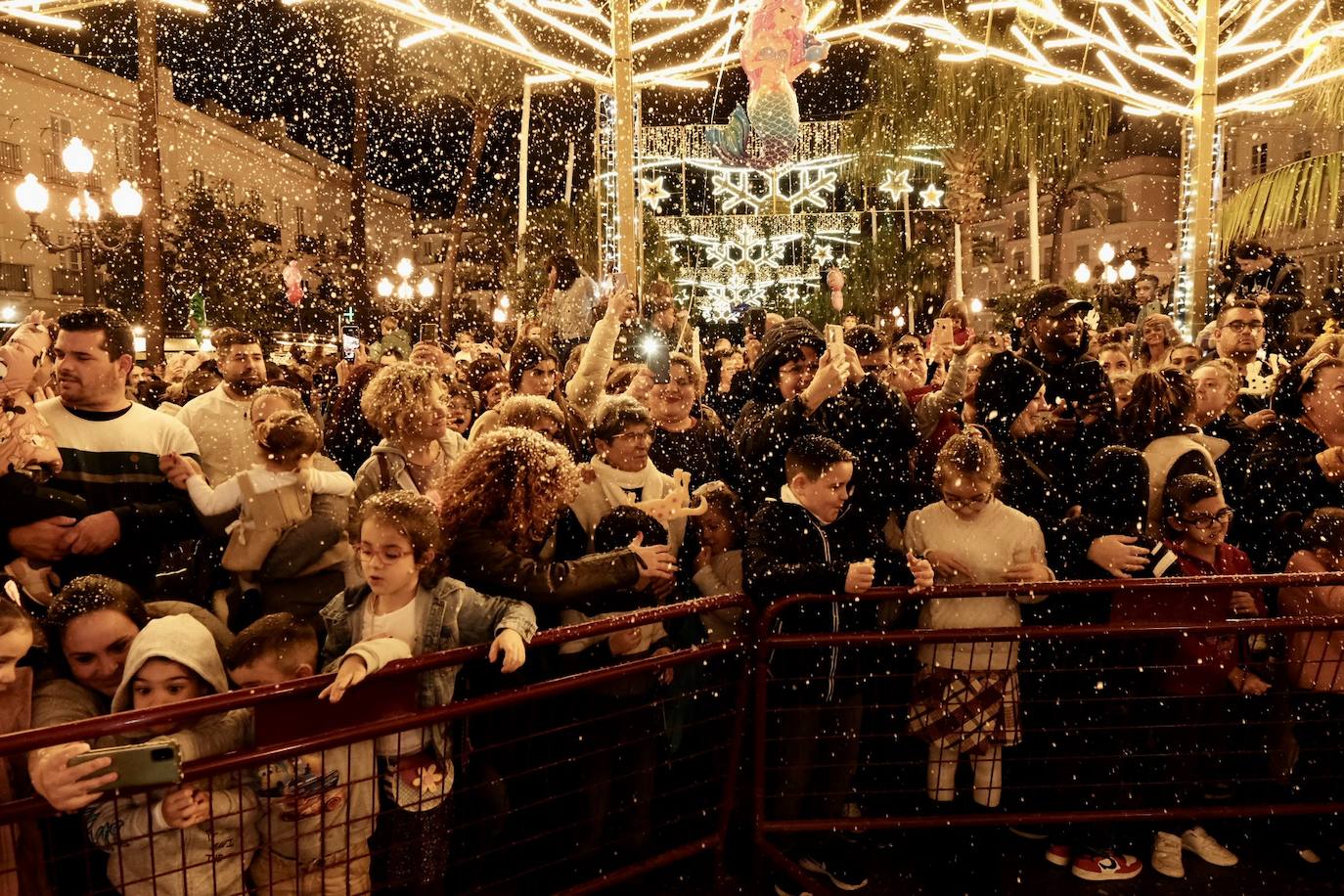 Fotos: Celebración de las primeras campanadas infantiles en Cádiz