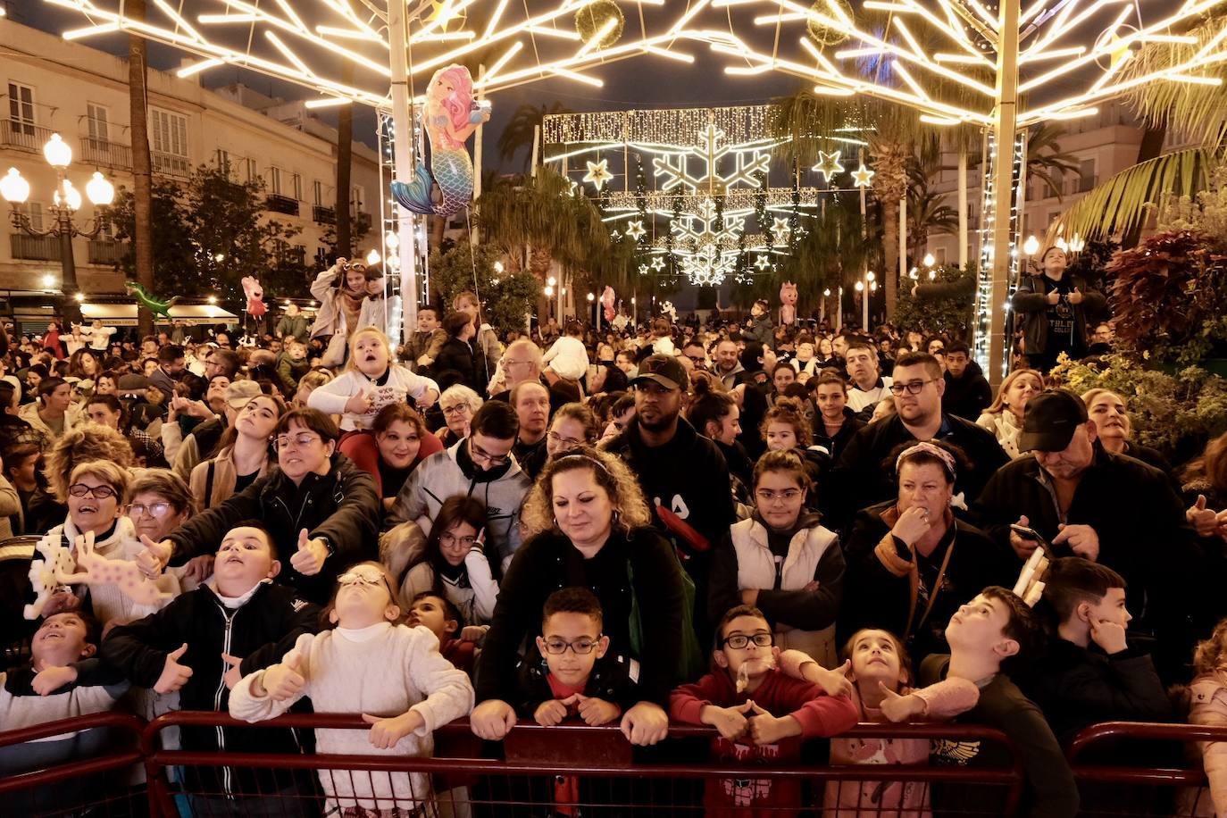 Fotos: Celebración de las primeras campanadas infantiles en Cádiz