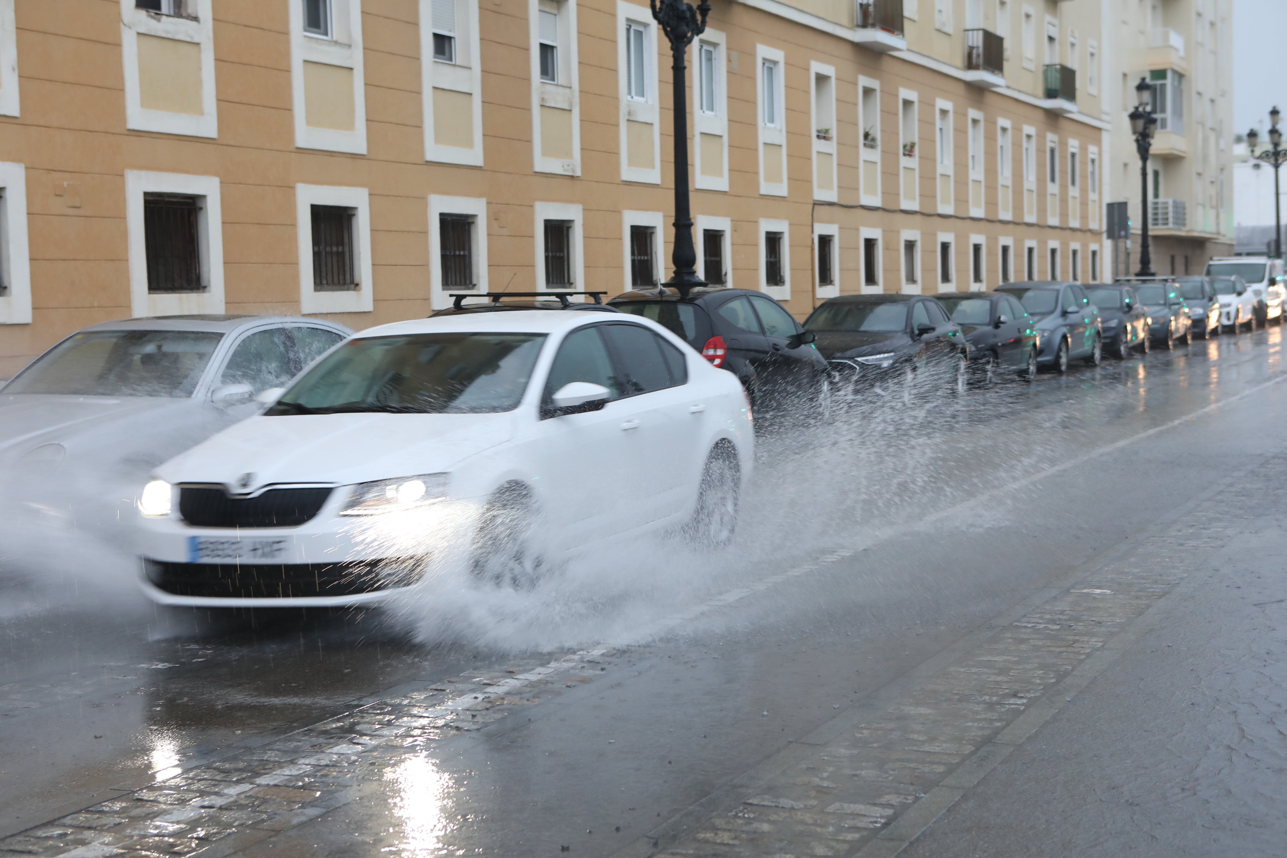 En imágenes: Aviso amarillo por fuertes lluvias en Cádiz