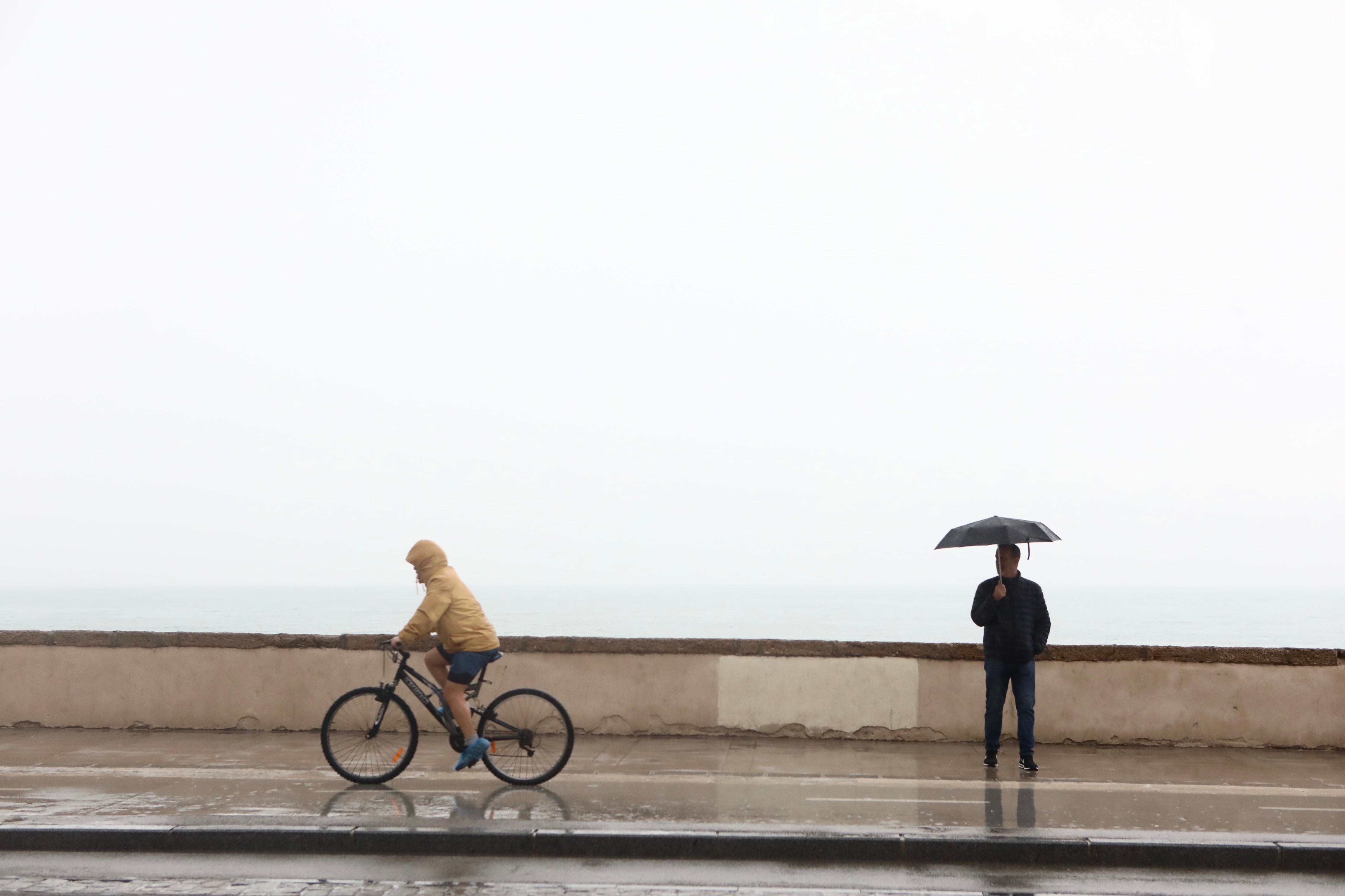 En imágenes: Aviso amarillo por fuertes lluvias en Cádiz