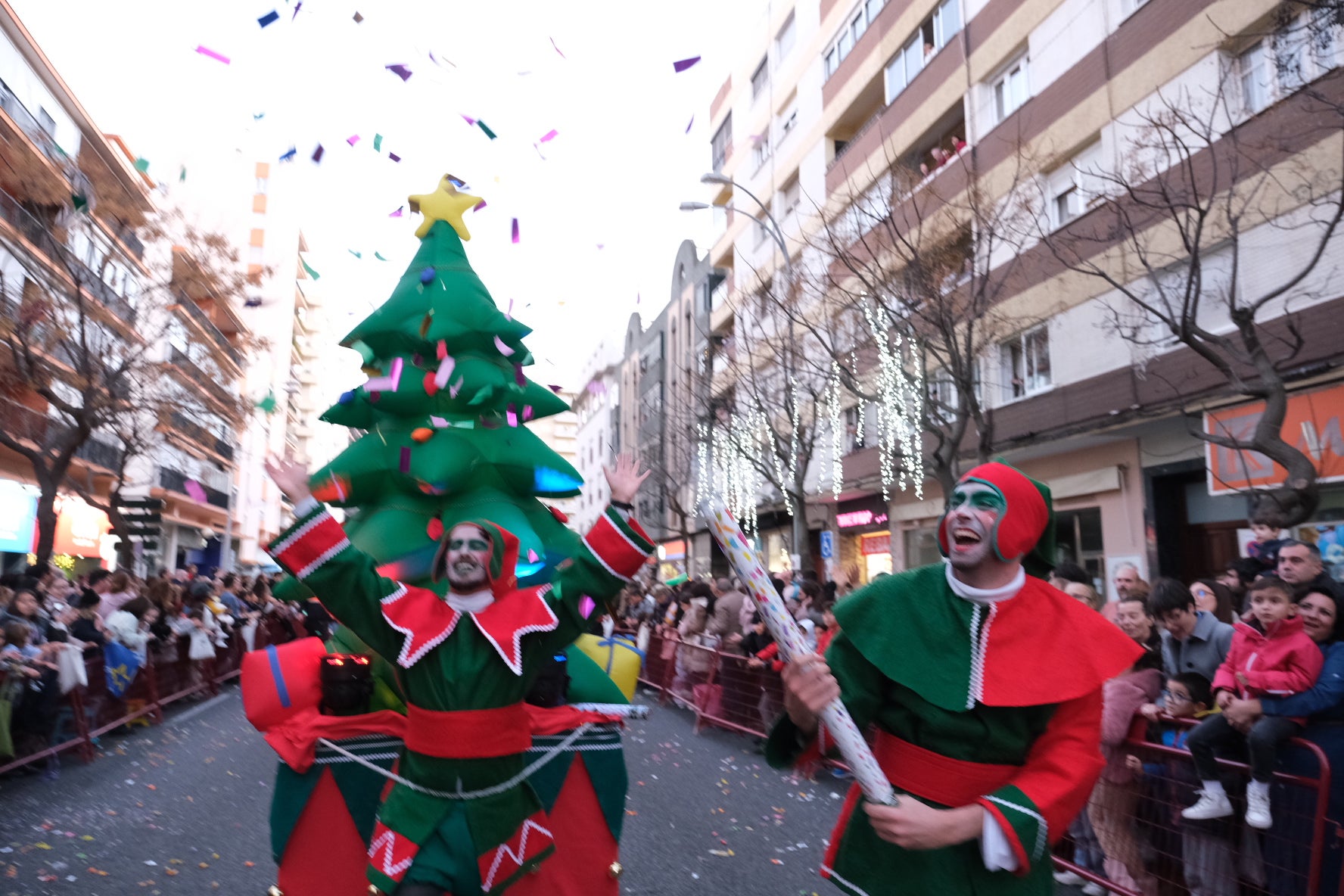 Fotos: Búscate en la Cabalgata de Reyes Magos en Cádiz