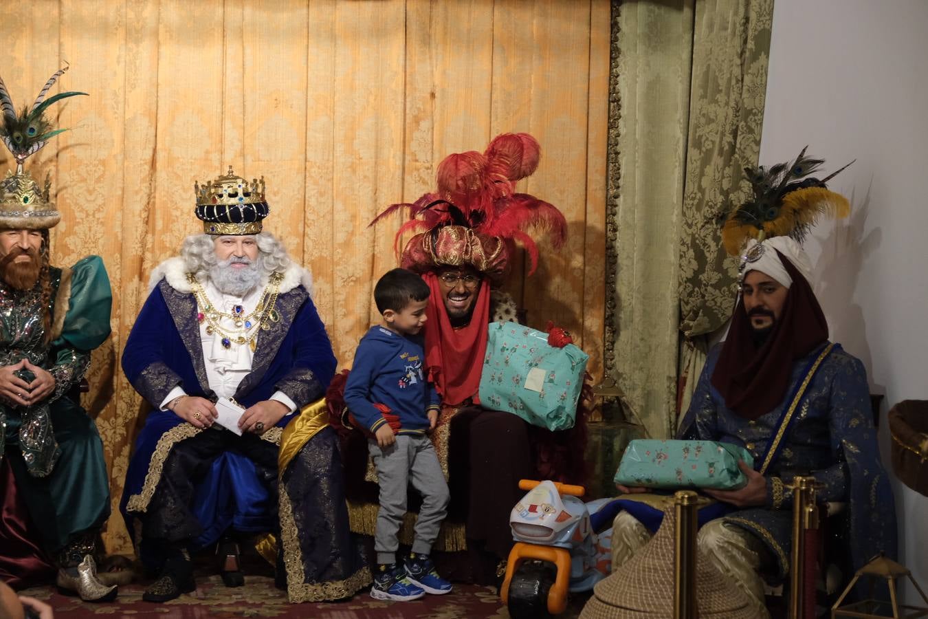 Fotos: Los Reyes Magos recorren Cádiz