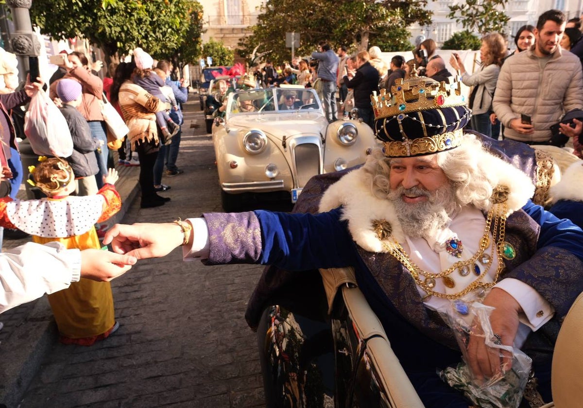 Fotos: Los Reyes Magos recorren Cádiz