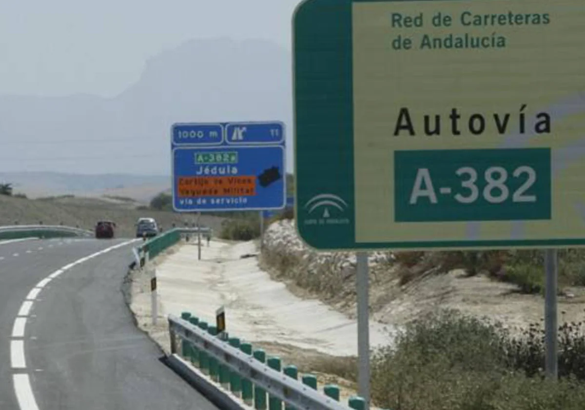 Desdoble de la A-382, que conecta Jerez con el acceso a los municipios de la Sierra.