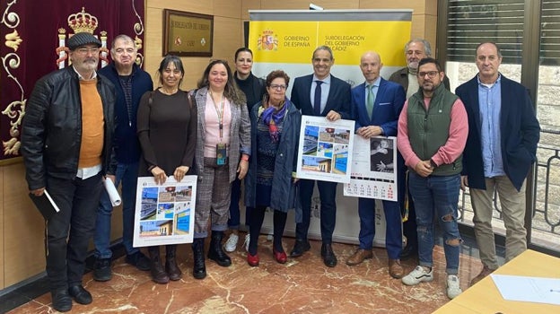 Foto de familia de las asociaciones y ONG que prestan su apoyo en prisiones.