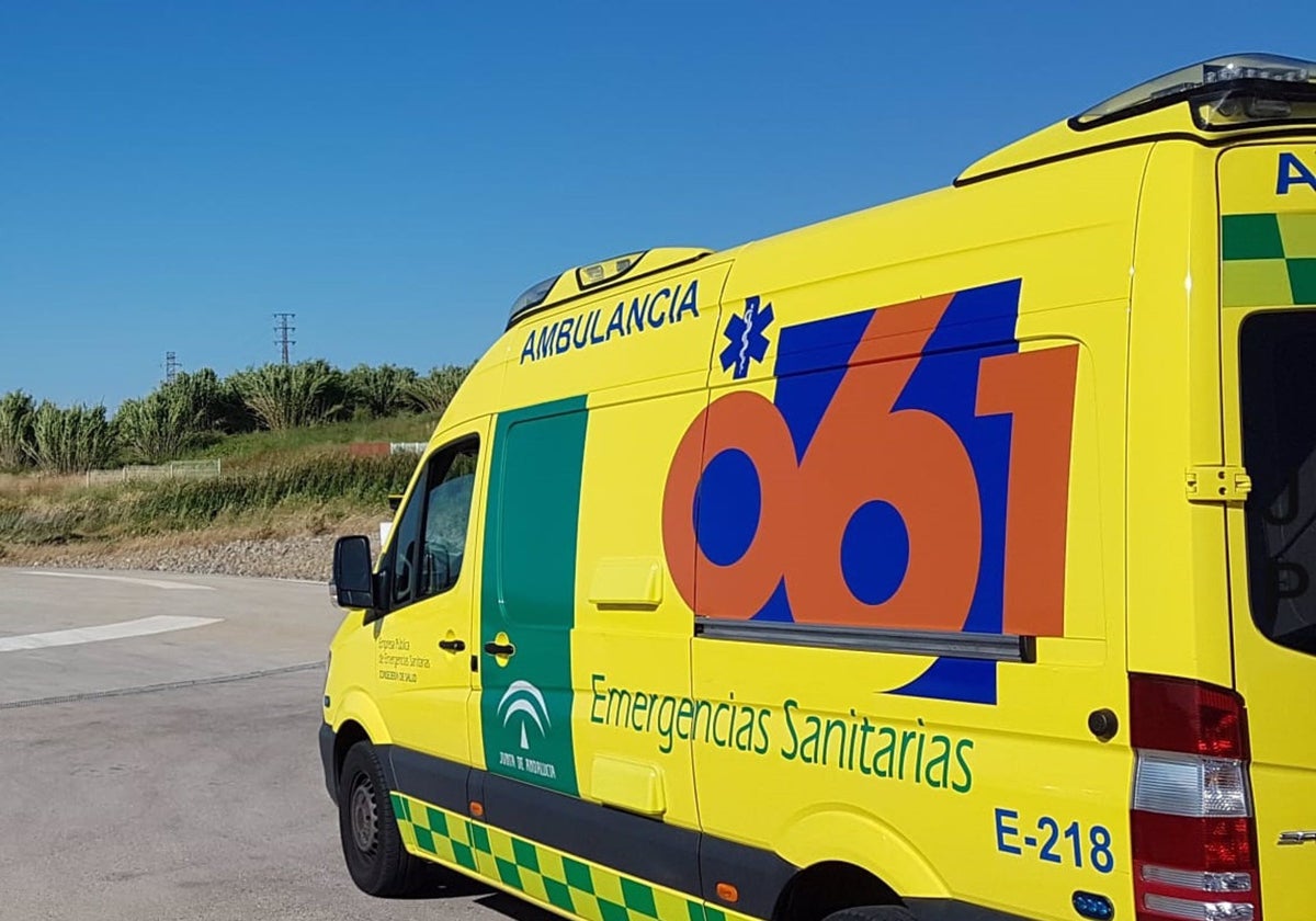 Rescatan a una mujer herida tras sufrir una caída en el sendero Garganta Verde, en Zahara de la Sierra