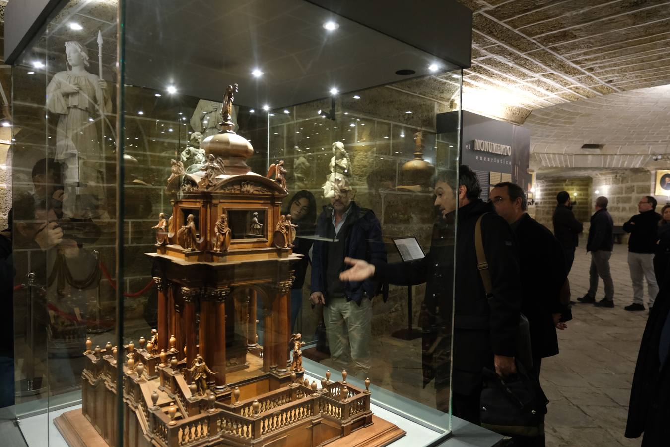 Las fotos de la inauguración de la exposición de la Catedral de Cádiz