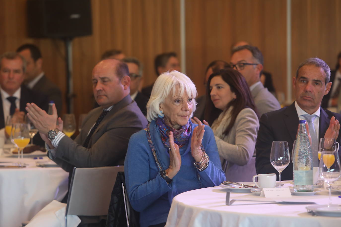 Fotos: El público en la conferencia de la Mirada Económica