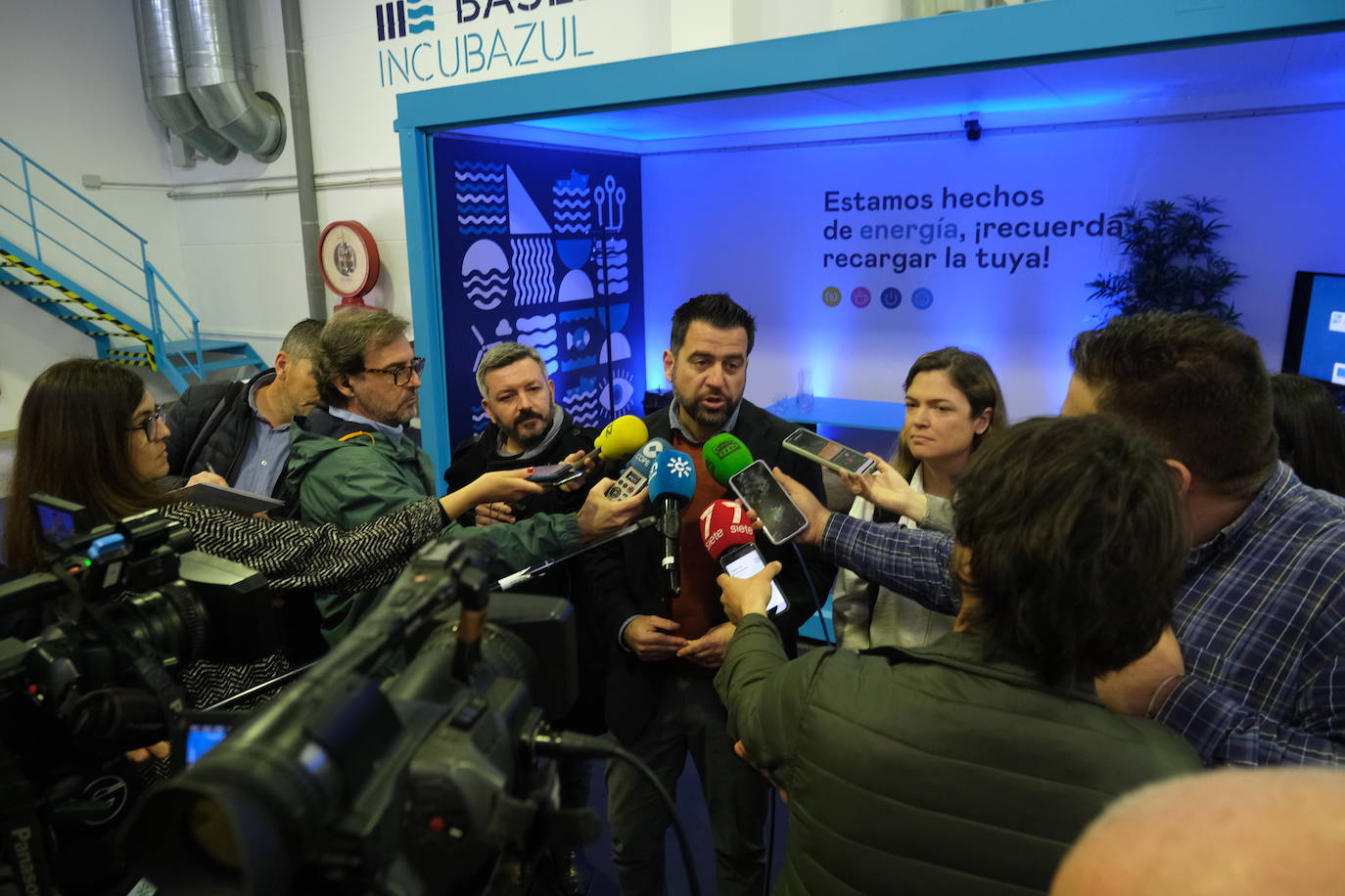 Las entrañas de Incubazul: su laboratorio y prototipos