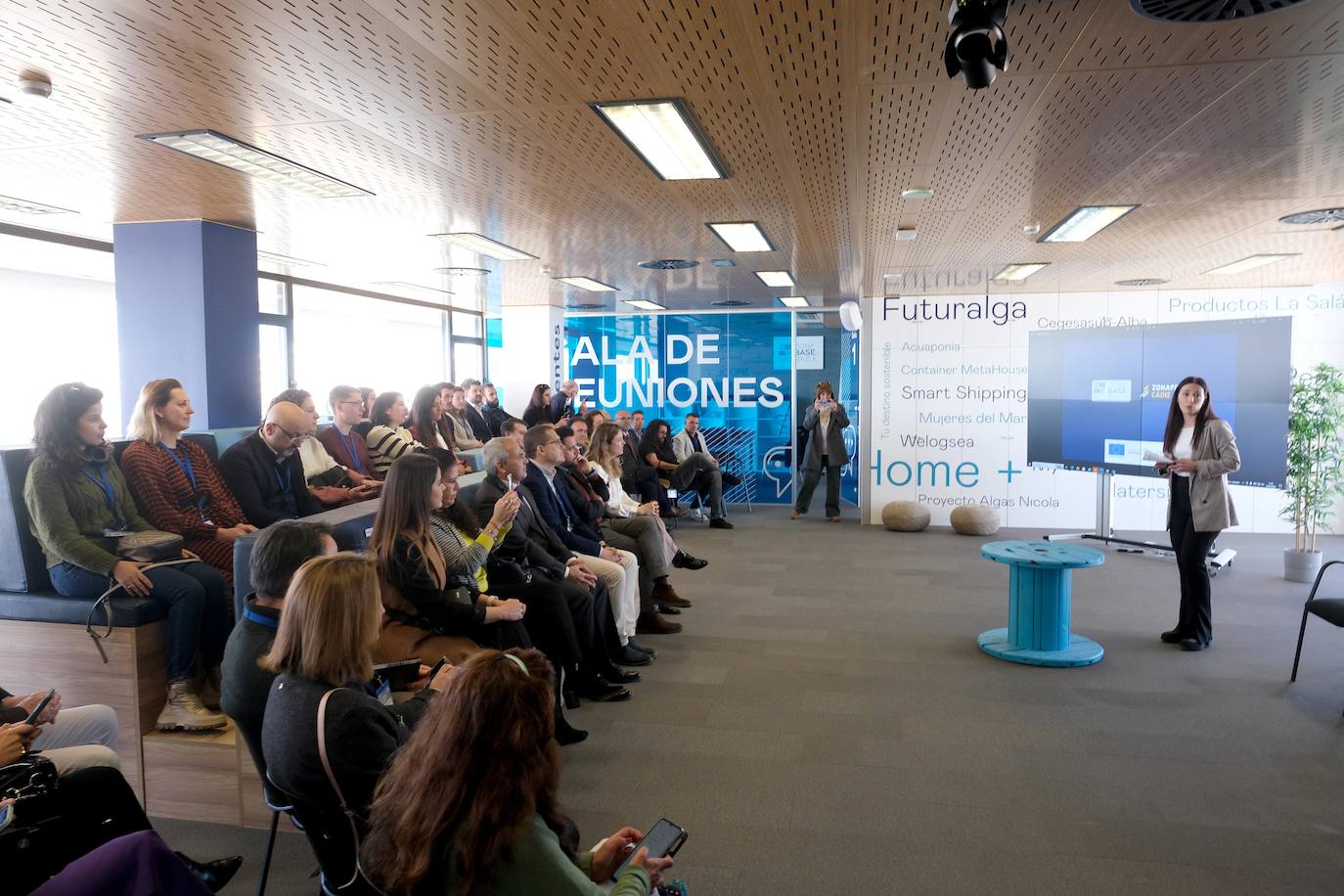 Las entrañas de Incubazul: su laboratorio y prototipos