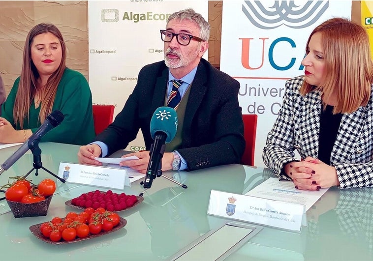 AlgaEcopack, un envase sostenible hecho de algas recolectadas por las costas de la provincia de Cádiz