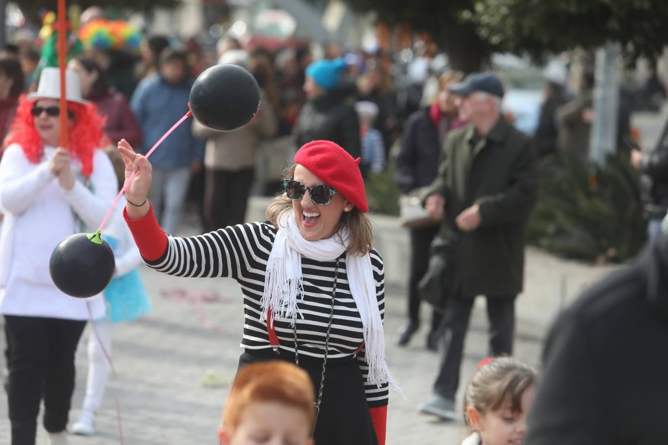 Las imágenes del &#039;Circo de emociones&#039; del Carnaval en el colegio Tierno Galván de Cádiz