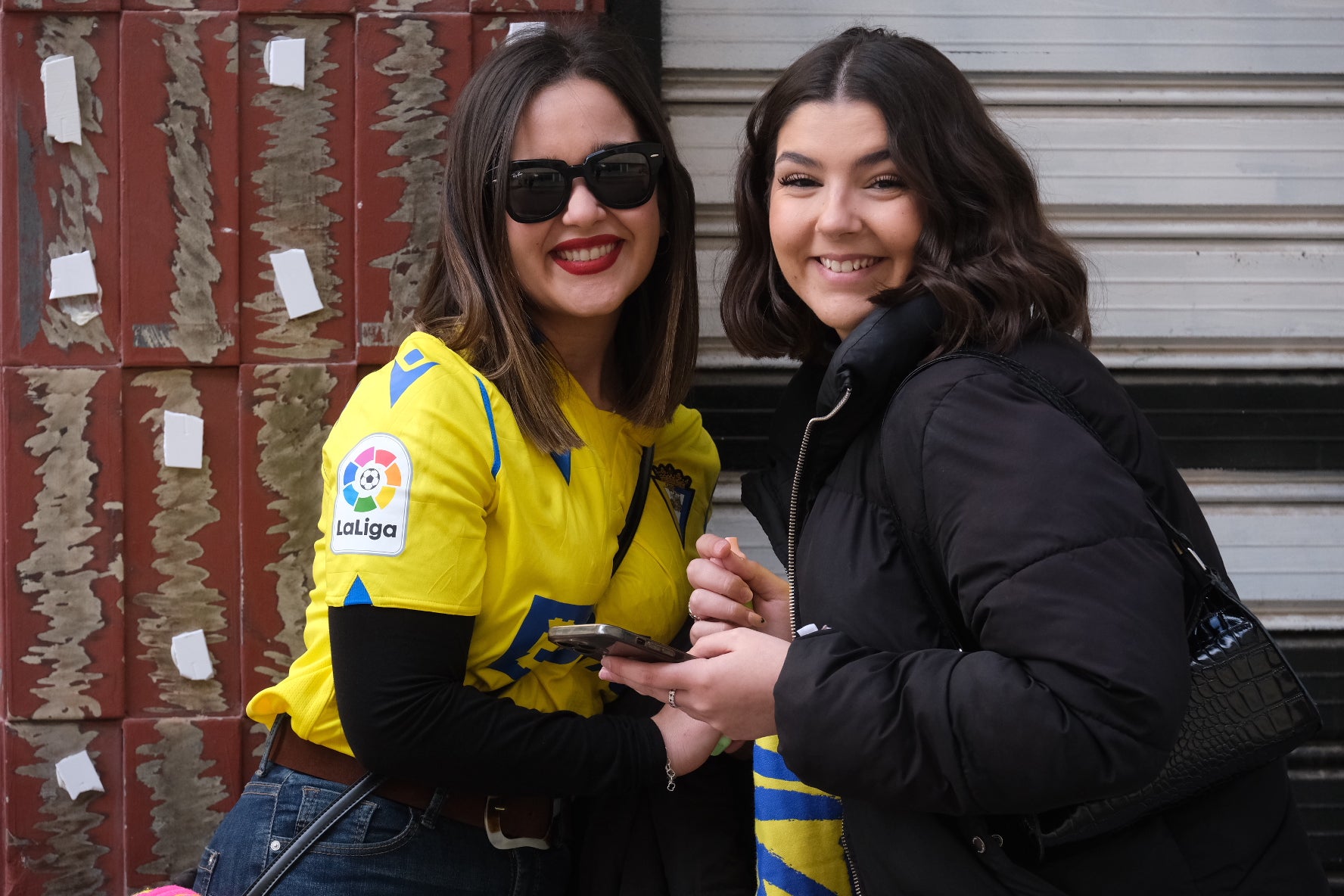 Búscate en los alrededores del estadio antes del partido Cádiz - Rayo