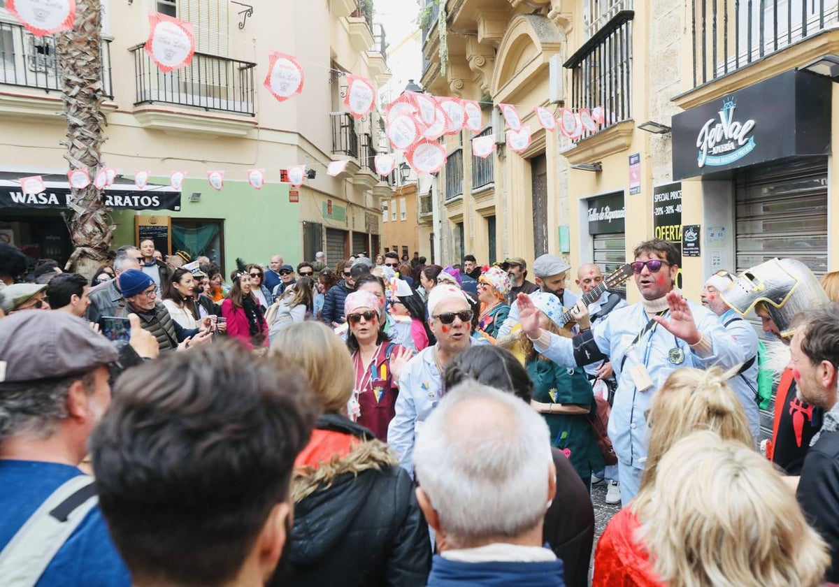 Domingo de coros en Cádiz