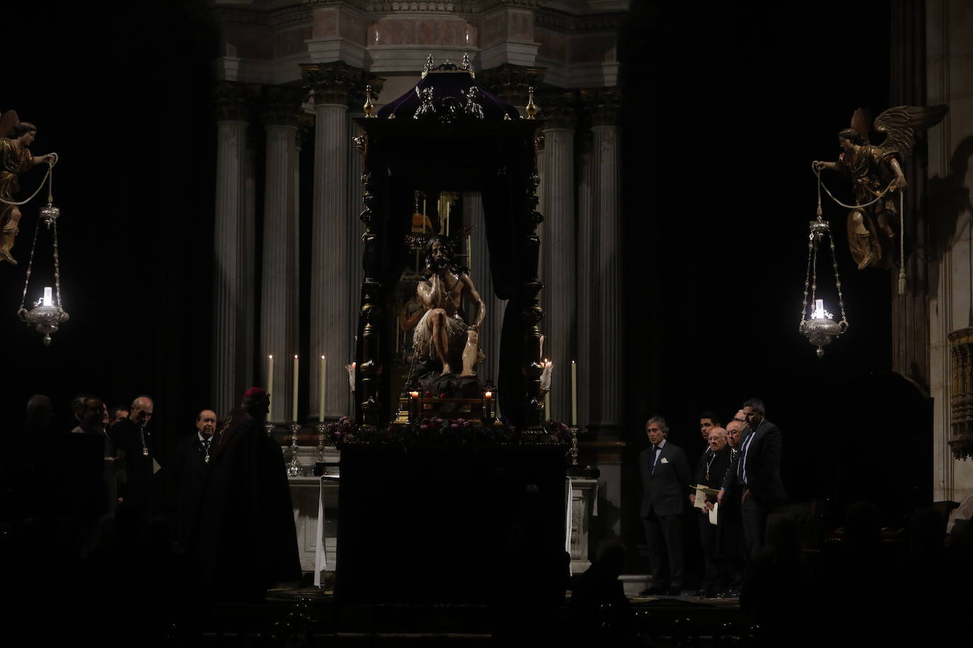 Fotos: Así ha sido el Vía Crucis Oficial de Cádiz