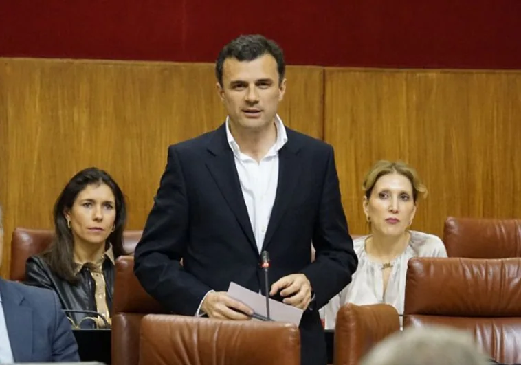 Bruno pide en el Parlamento Andaluz a todas las administraciones que sumen a favor del sector naval
