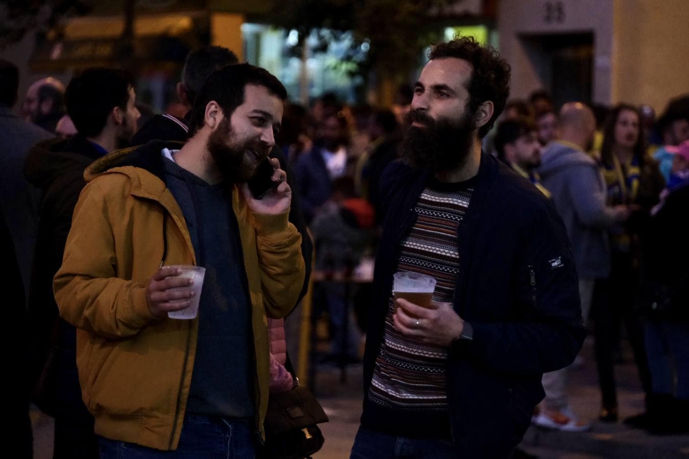 Búscate en la galería: ambiente en el partido Cádiz - Getafe