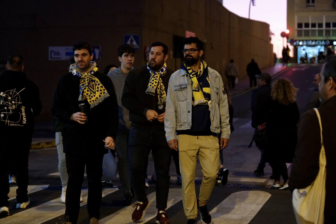 Búscate en la galería: ambiente en el partido Cádiz - Getafe