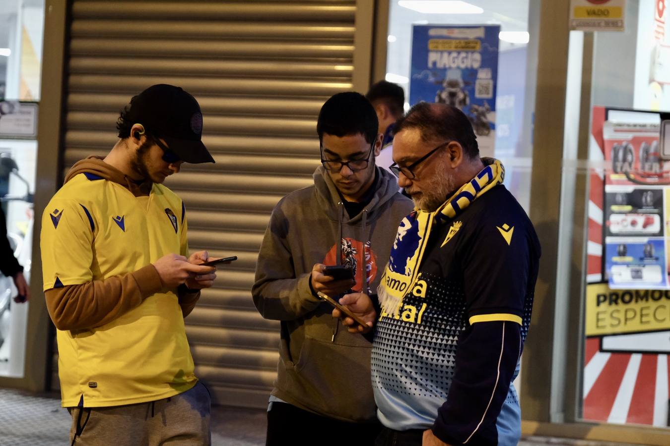 Búscate en la galería: ambiente en el partido Cádiz - Getafe