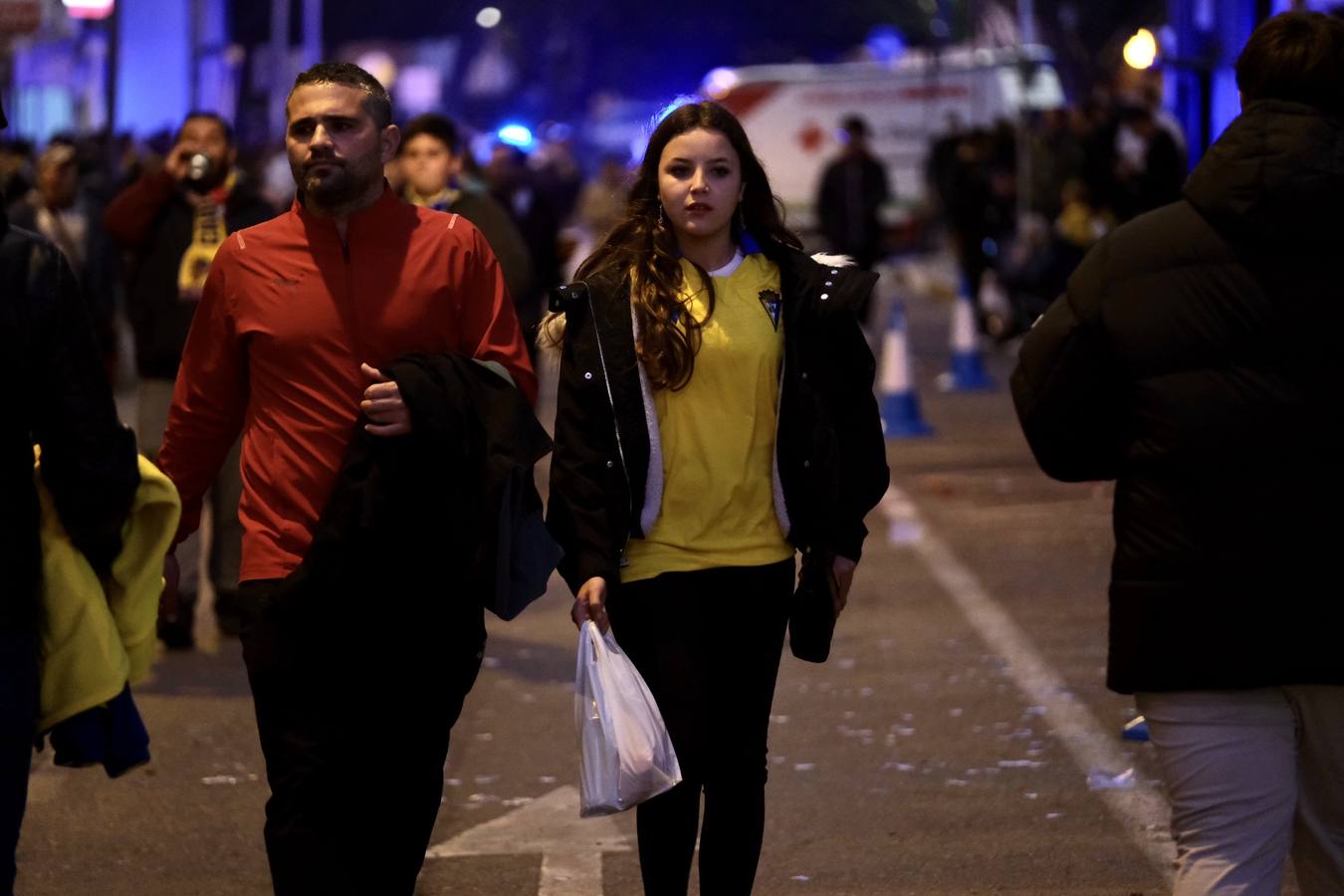 Búscate en la galería: ambiente en el partido Cádiz - Getafe