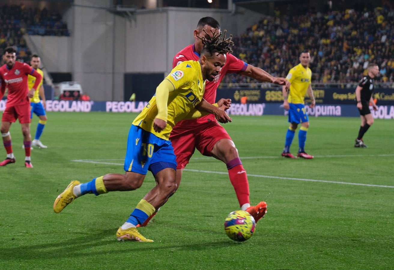 Fotos: Partido Cádiz - Getafe en el antiguo estadio Carranza