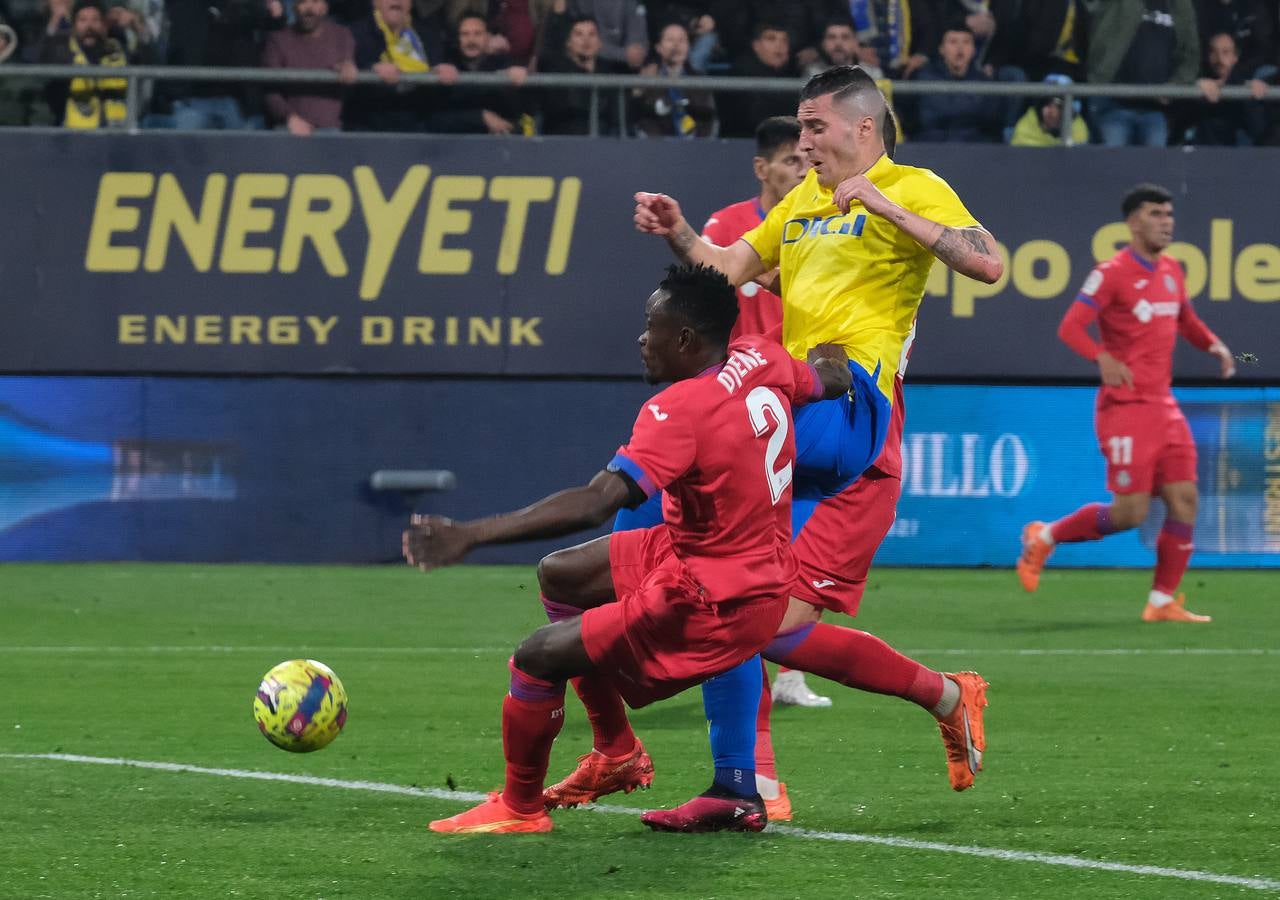 Fotos: Partido Cádiz - Getafe en el antiguo estadio Carranza
