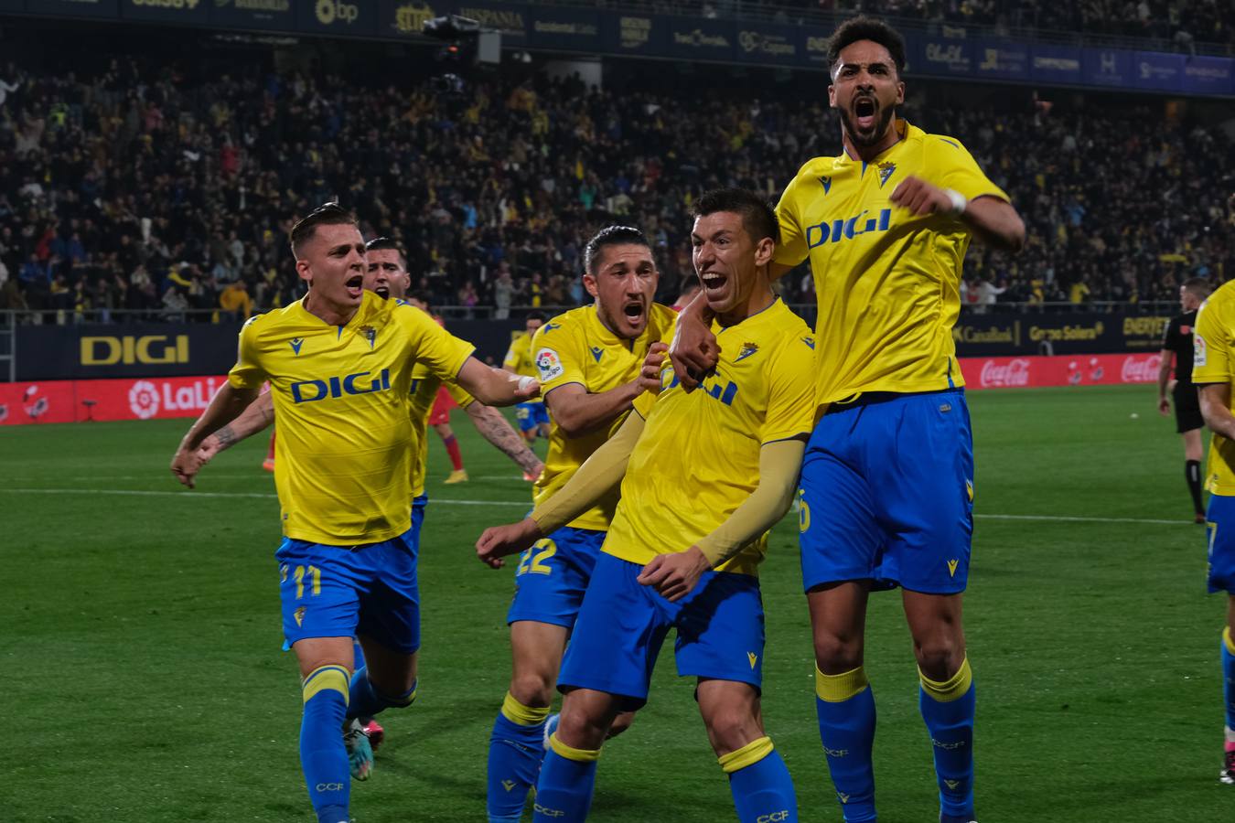 Fotos: Partido Cádiz - Getafe en el antiguo estadio Carranza