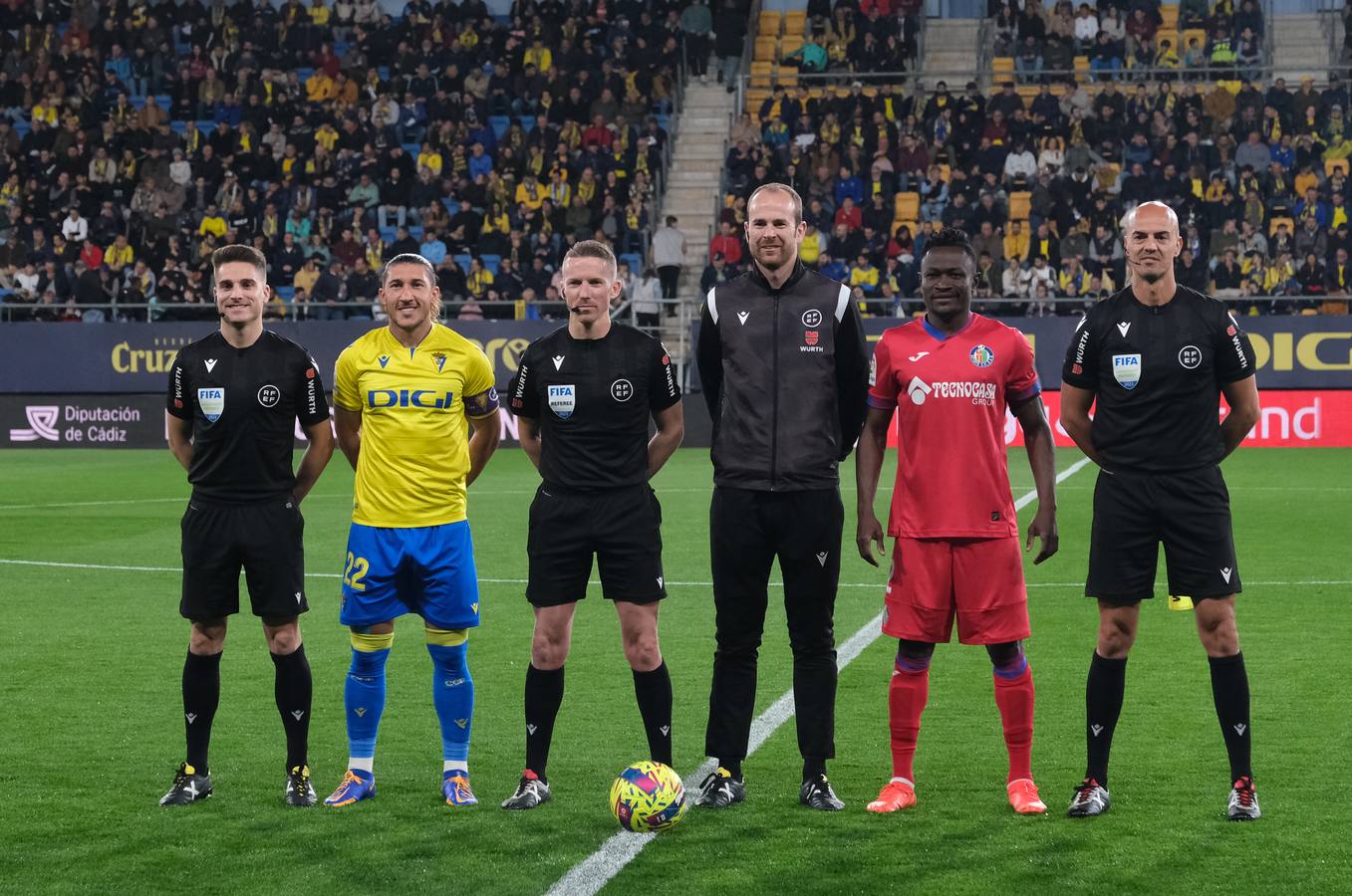 Fotos: Partido Cádiz - Getafe en el antiguo estadio Carranza