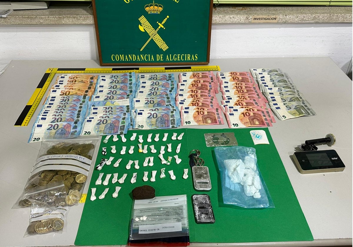 La Guardia Civil desactiva un punto de venta de droga en Cádiz