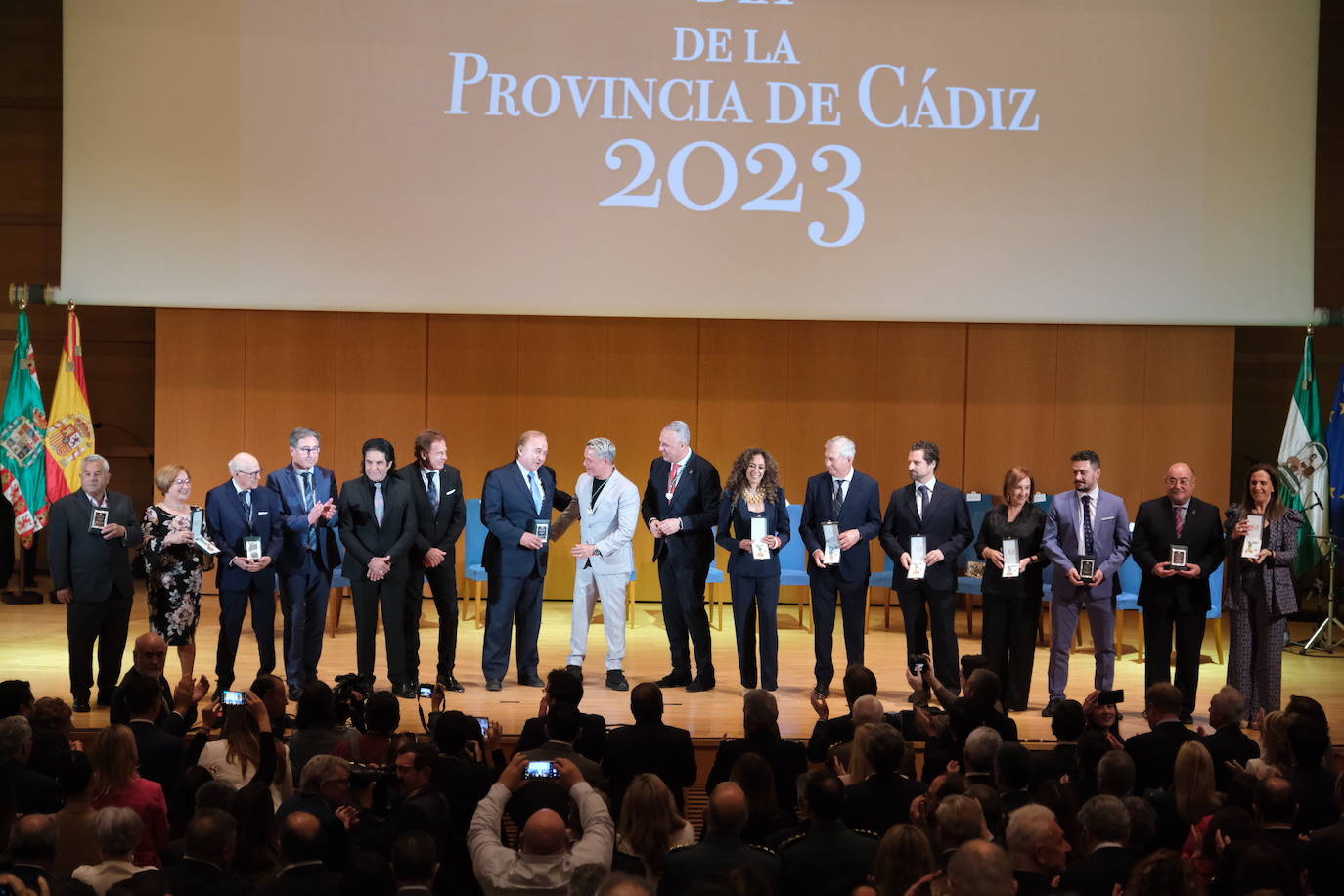 En imágenes: Alejandro Sanz y Lola Flores, Hijos Predilectos de Cádiz