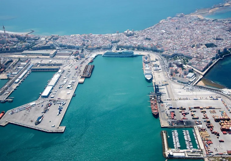 El Puerto de Cádiz luce su imagen en el mayor evento de cruceros del mundo